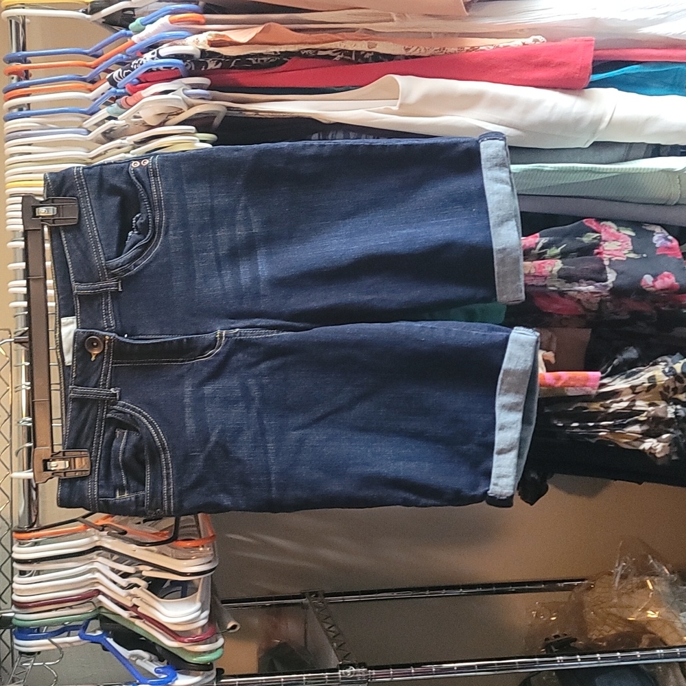 *5 items under $10 for $20* Bermuda shorts